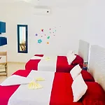 Aquamarina Suites