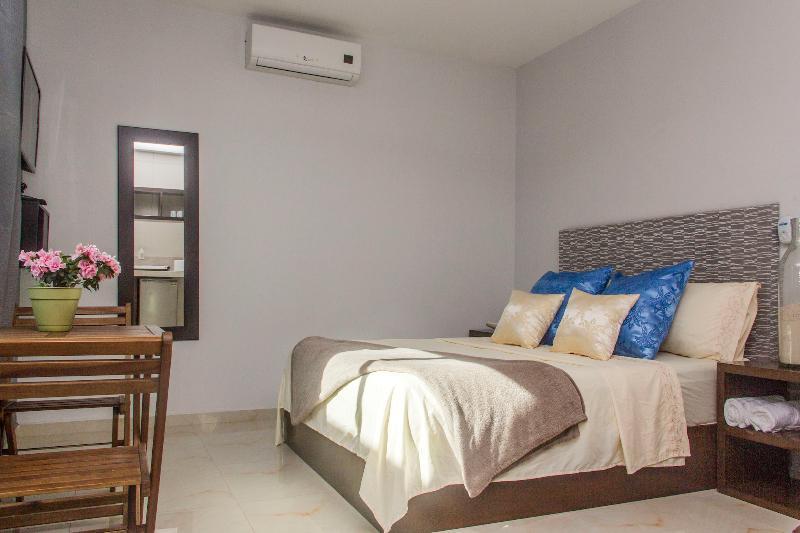 Aquamarina Apartahotel 3*